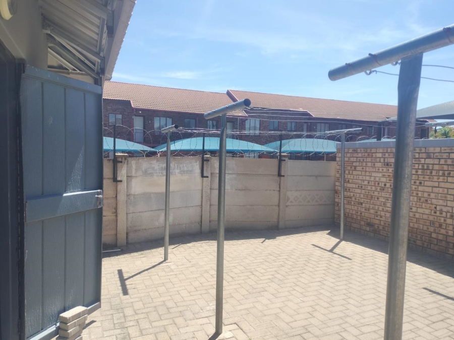 14 Bedroom Property for Sale in Willows Free State